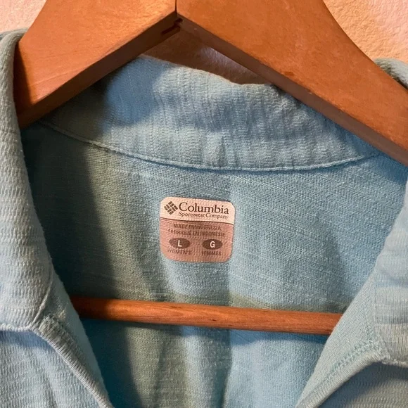 Large Columbia Sleeveless Top - Picture 2 of 4